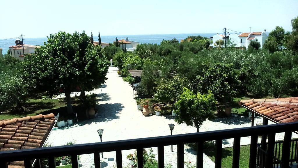Appartement Nireas à Nea Skioni Extérieur photo