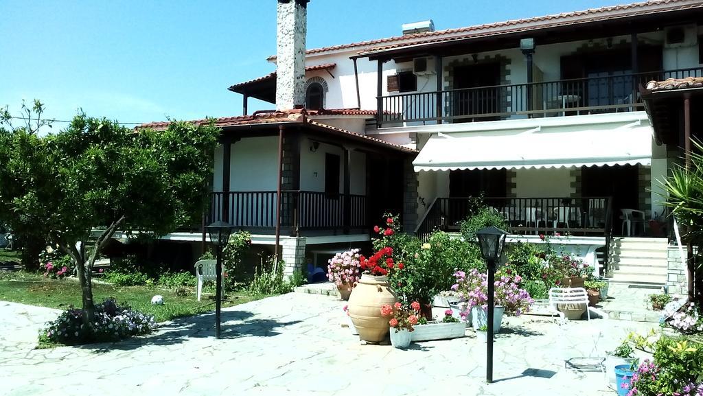 Appartement Nireas à Nea Skioni Extérieur photo